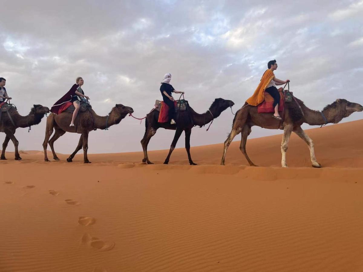 Merzouga Paradise Luxury Camp Exterior foto